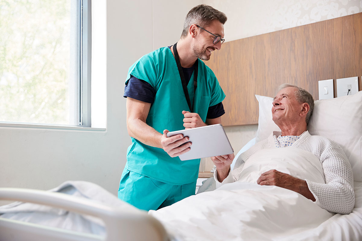 เลือกเตียงผู้ป่วยไฟฟ้าอย่างไรให้เหมาะกับผู้ป่วยติดเตียงหรือผู้สูงอายุ