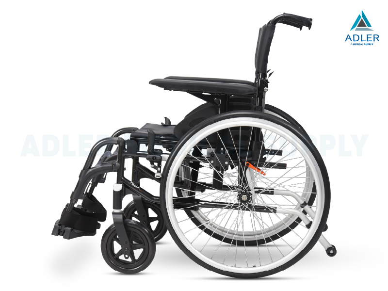รถเข็นผู้สูงอายุ Invacare รุ่น Action 2 NG ล้อใหญ่ 48 Cont Thai (Manual Wheelchair)