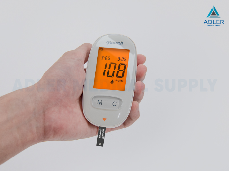 เครื่องวัดน้ำตาลในเลือด Yuwell รุ่น 590 (Accusure 590)